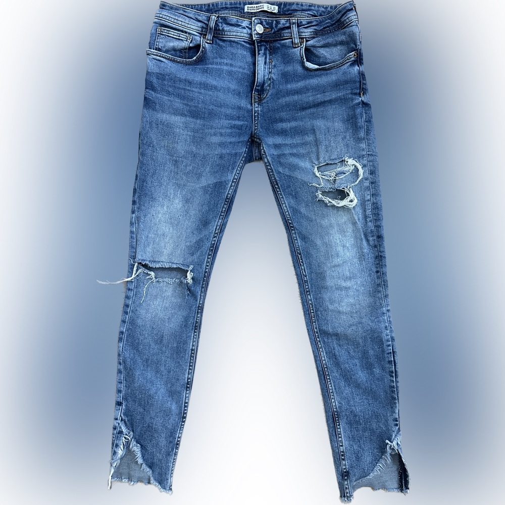 Zara Basic Z1975 Jeans Distressed Ripped